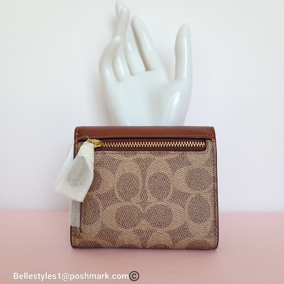COACH Wyn Small Wallet In Colorblocked Signature Canvas & Leather-Tan Rust🎈$89 - Picture 8 of 16